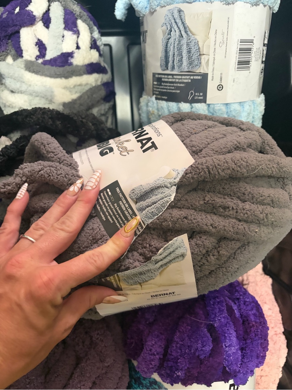 Bernat Blanket Big Plush Yarn - Gray
